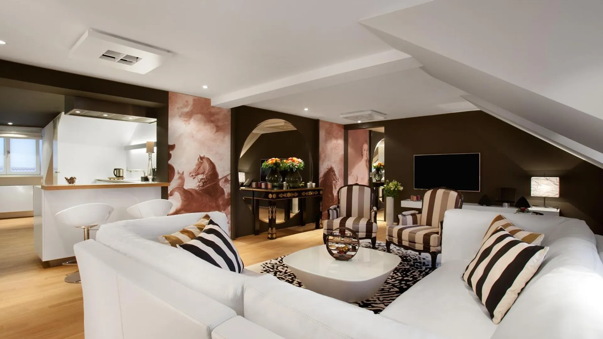 Vier Jahreszeiten Kempinski Muenchen Hotel Munich