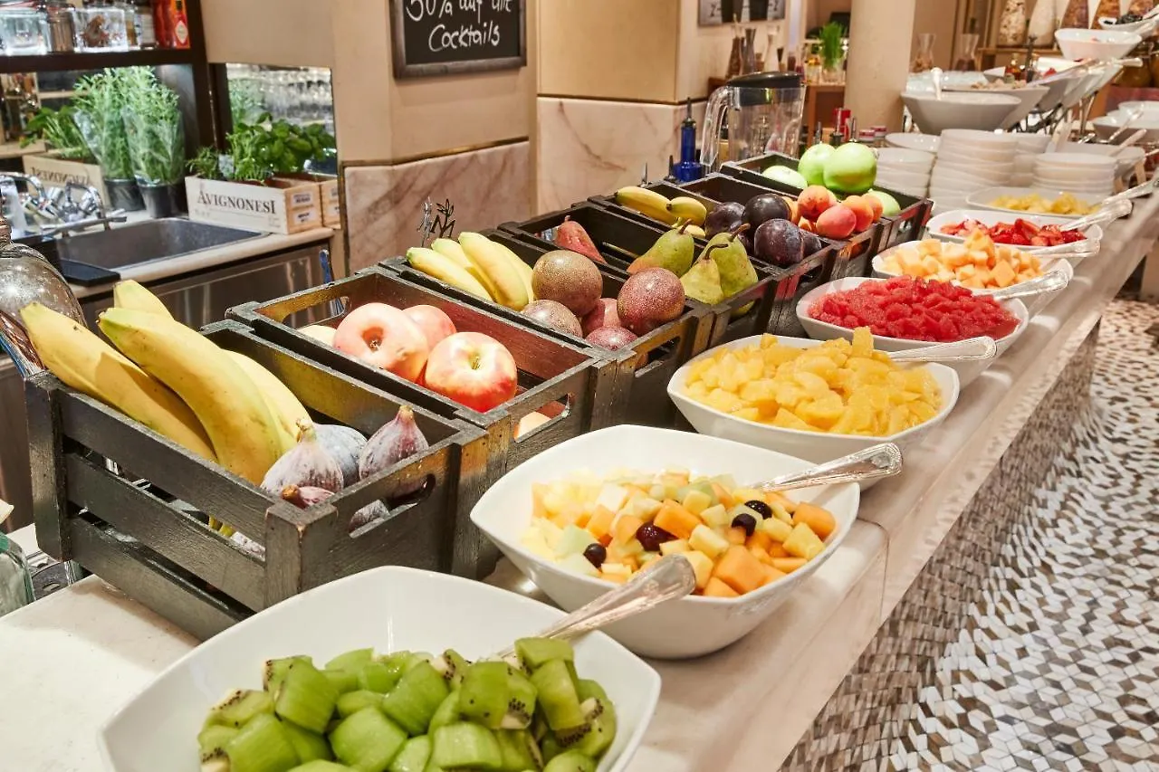 Hotel Vier Jahreszeiten Kempinski Muenchen