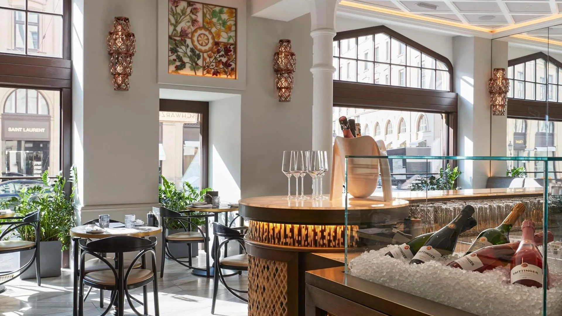 Vier Jahreszeiten Kempinski Muenchen 5*, Munique