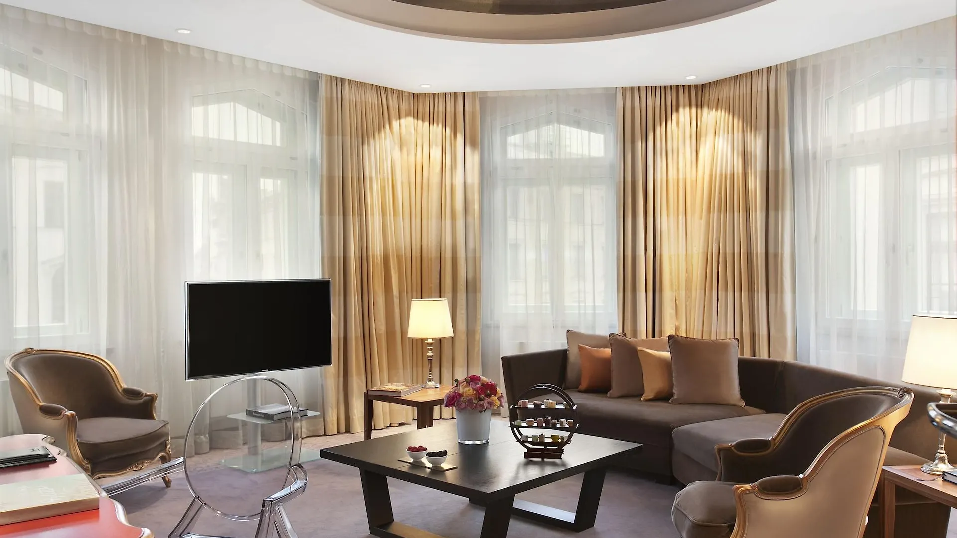 Vier Jahreszeiten Kempinski Muenchen מלון