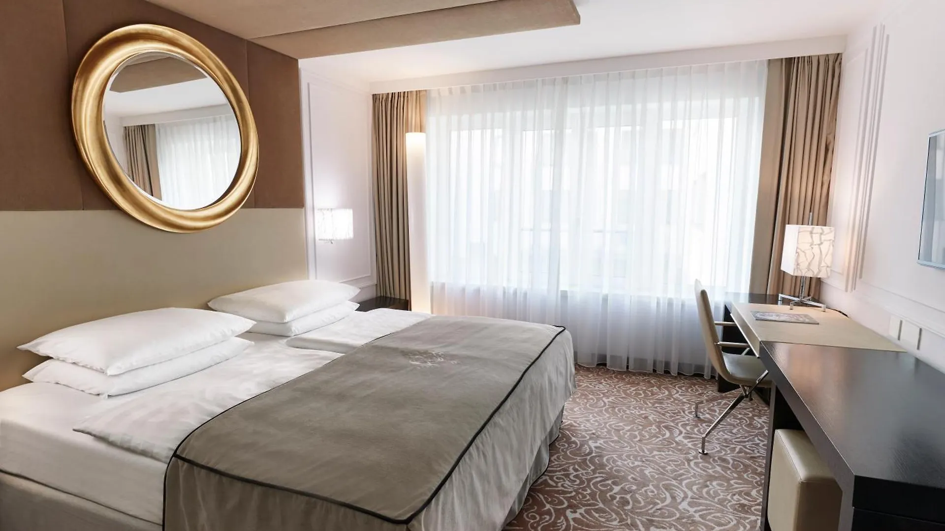 Vier Jahreszeiten Kempinski München 5*, Múnich