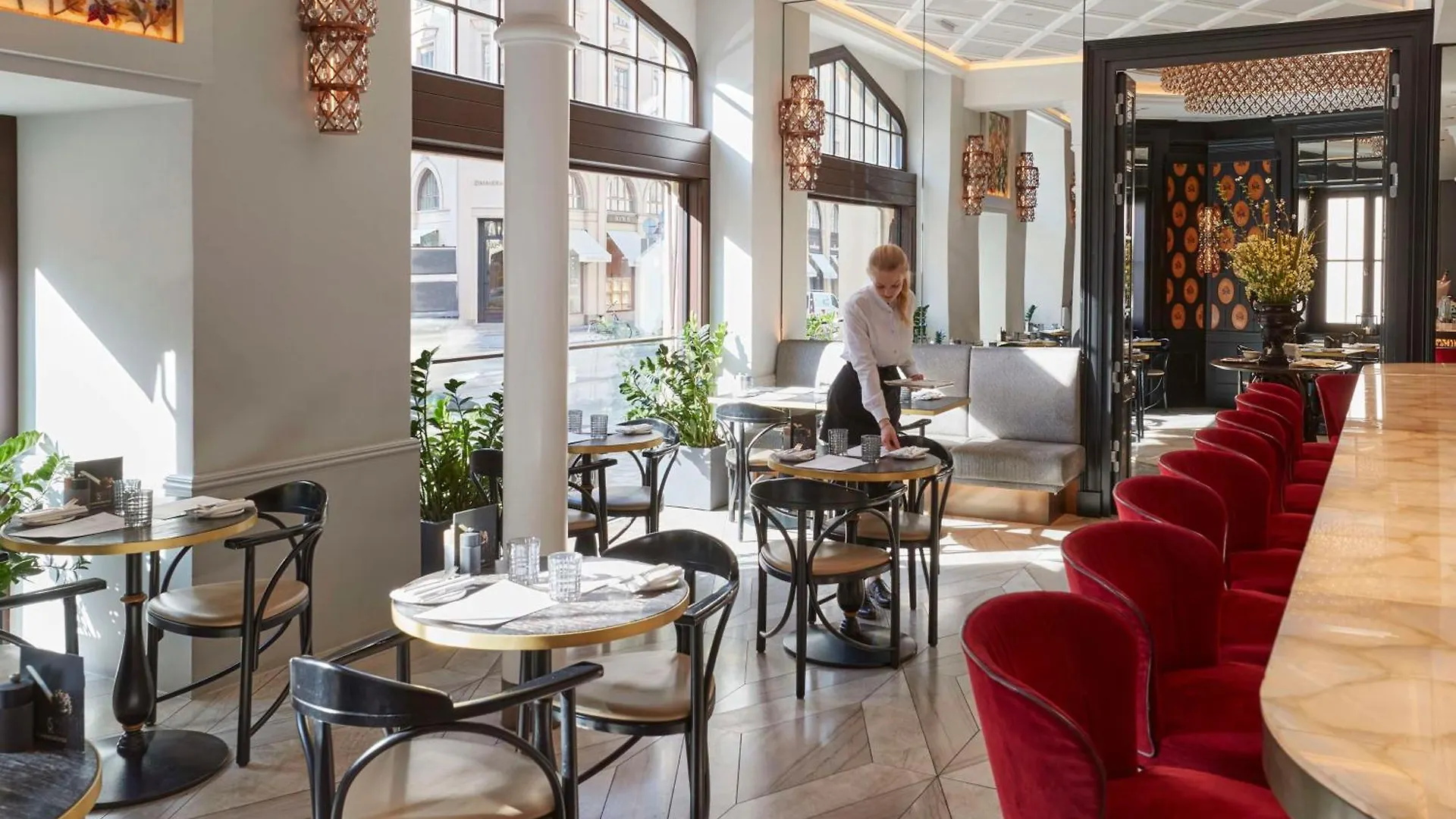 ***** Hotel Vier Jahreszeiten Kempinski Muenchen Germany