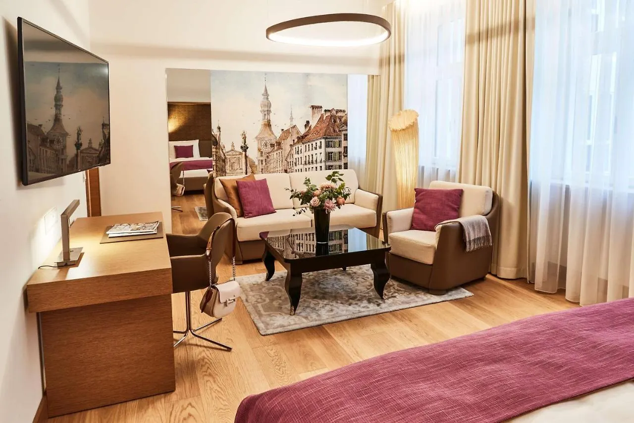 Vier Jahreszeiten Kempinski Muenchen